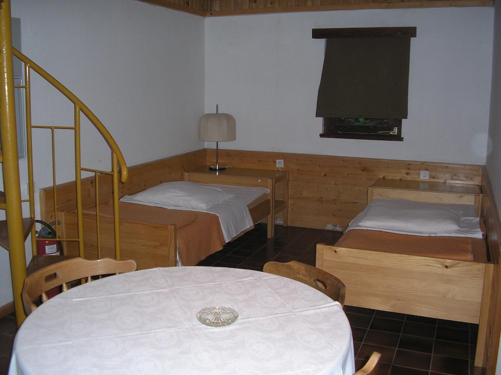 Camping Pivka Jama Postojna Quarto foto